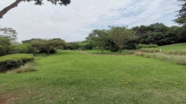 1 184 m² Land