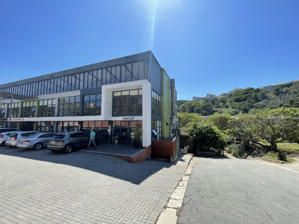 200  m² Commercial space