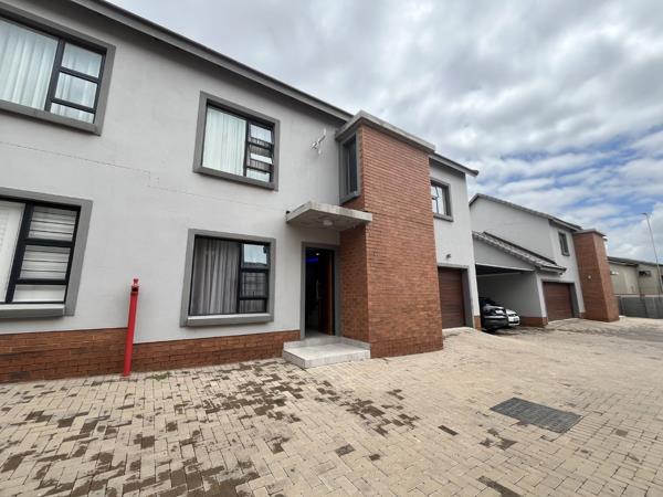 3 Bedroom Townhouse