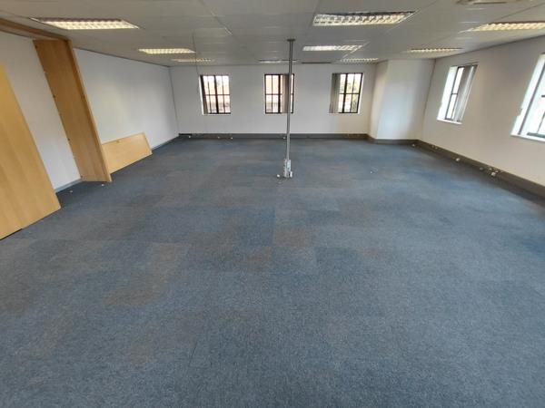 341  m² Commercial space