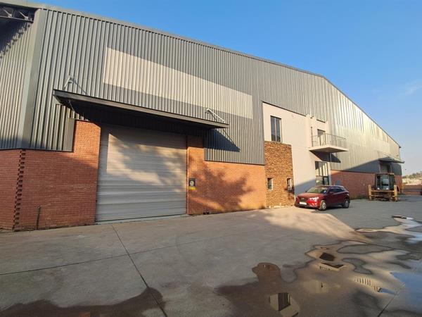677  m² Industrial space