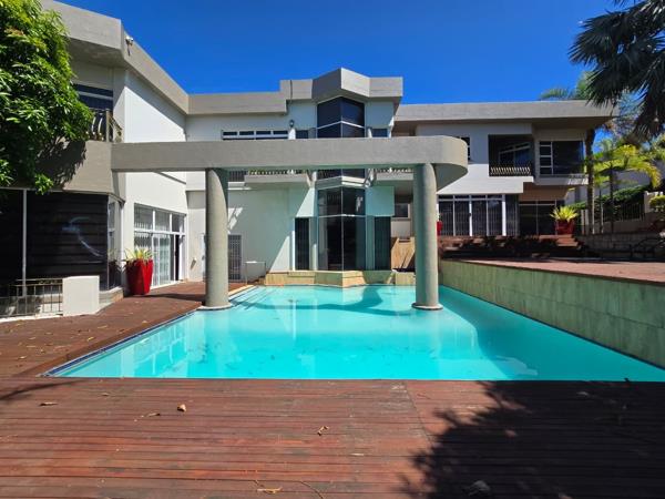 6 Bedroom House