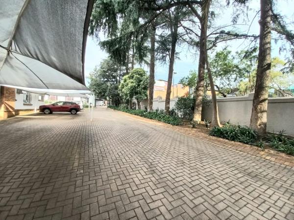 303 m² Commercial space