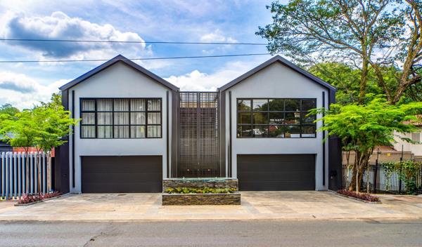 6 Bedroom House
