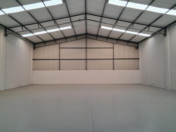 458 m² Industrial space