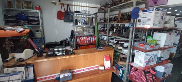 100  m² Commercial space