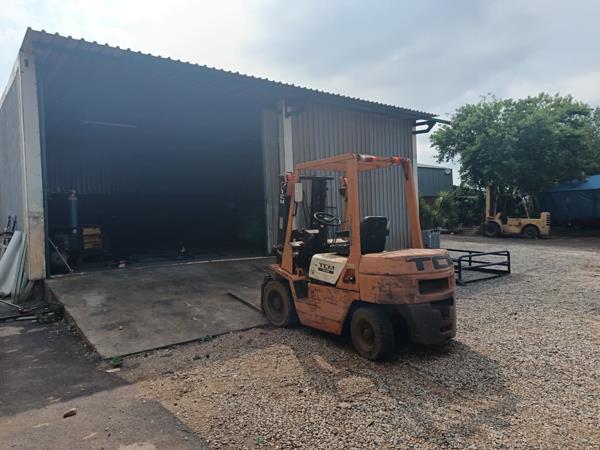 144  m² Commercial space