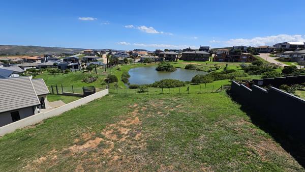 814 m² Land