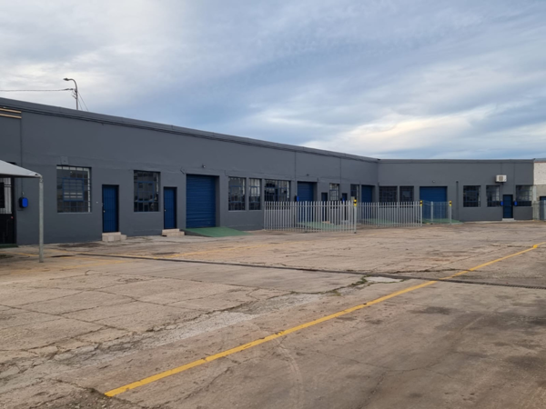 835 m² Industrial space