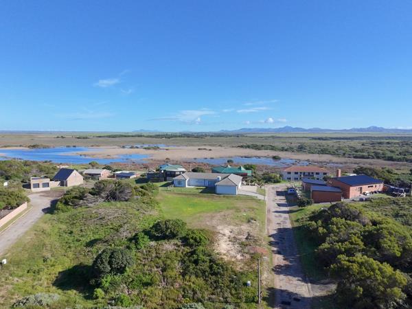 767 m² Land