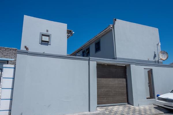 8 Bedroom House