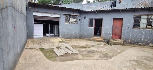 300  m² Industrial space