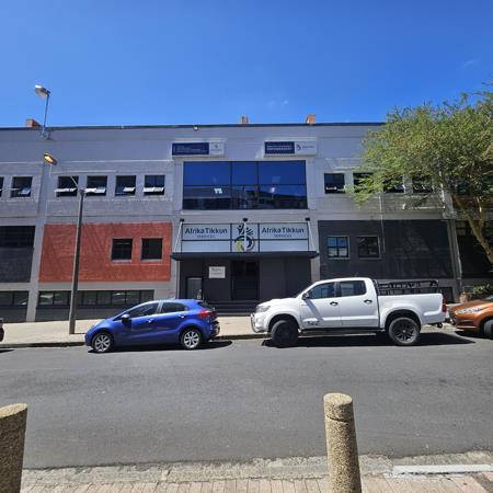 1 272 m² Commercial space