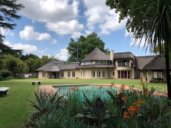 5 Bedroom House