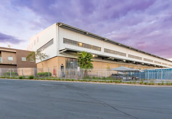 7 738  m² Industrial space