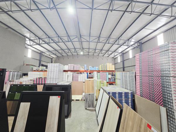 647 m² Industrial space