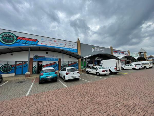 517  m² Commercial space