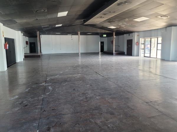 370  m² Commercial space