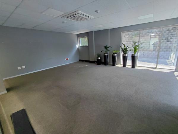 2 002  m² Commercial space