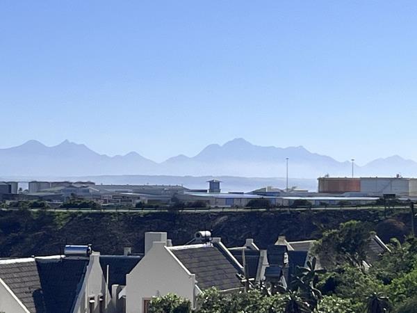235 m² Land