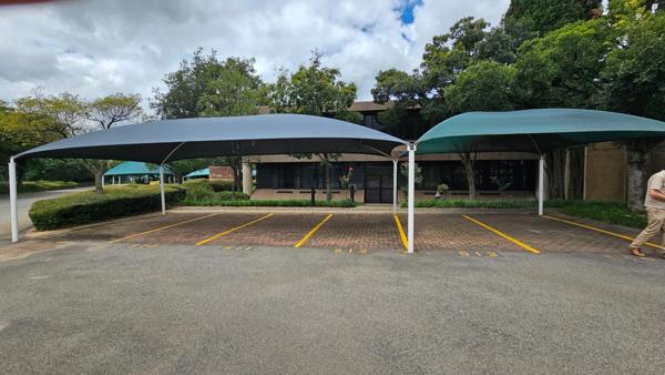 207  m² Commercial space