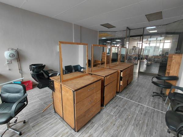 41  m² Commercial space