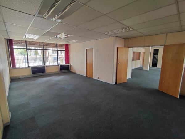 250  m² Commercial space