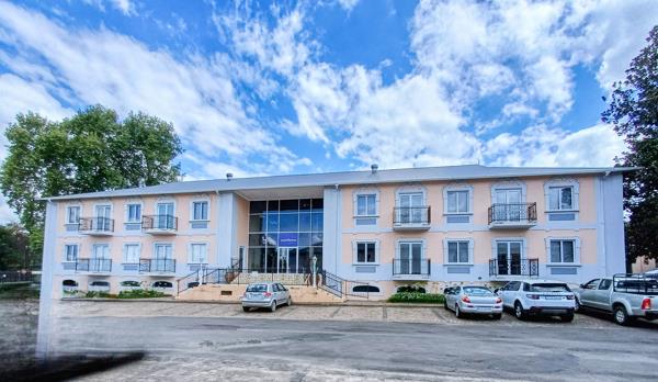 1 640 m² Commercial space