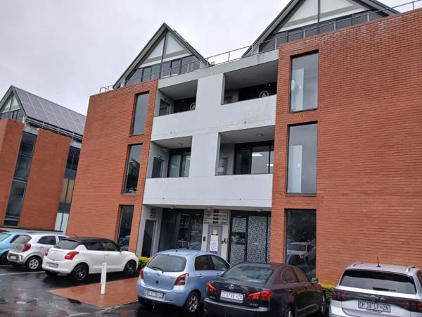 130 m² Commercial space