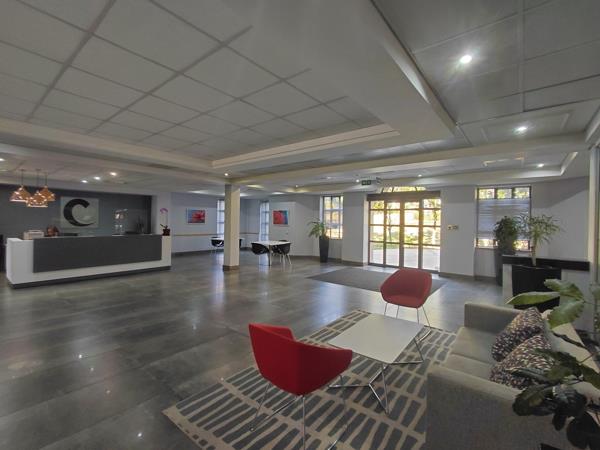 438.3 m² Commercial space