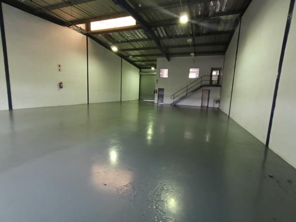 363  m² Industrial space