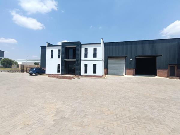 662  m² Industrial space
