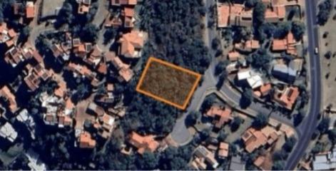 1 660 m² Land