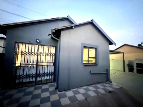 2 Bedroom House