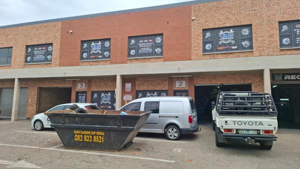 281  m² Industrial space