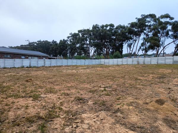 841 m² Land