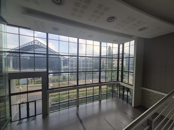 1 152 m² Commercial space