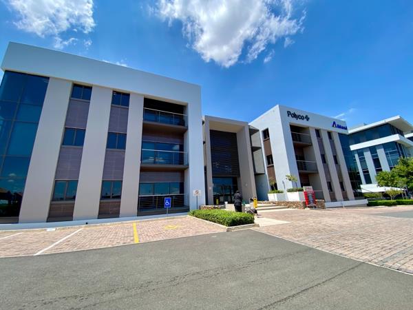 680 m² Office Space