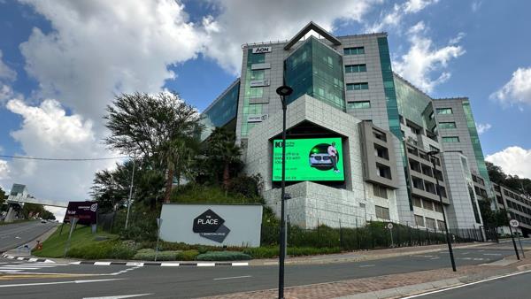 1 716 m² Commercial space