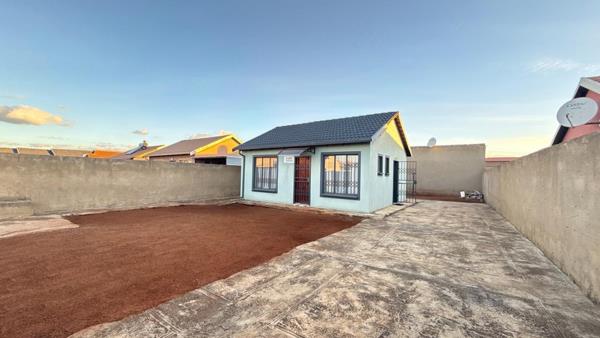 2 Bedroom House