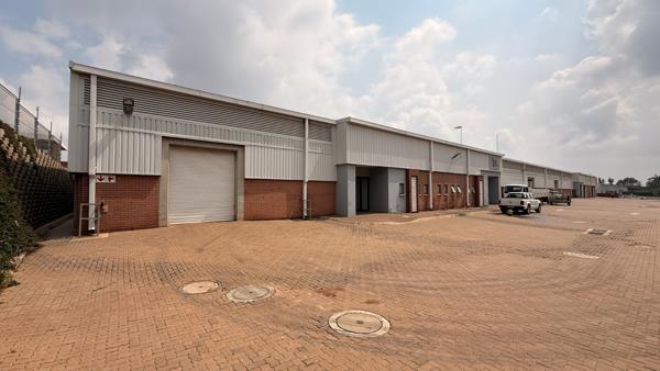 673  m² Industrial space