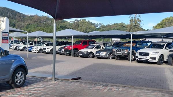 240 m² Commercial space