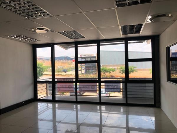 875 m² Industrial space