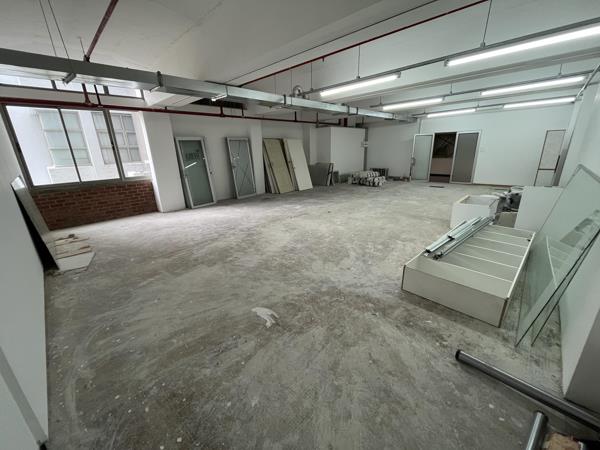 133 m² Commercial space