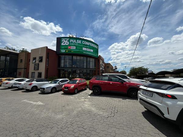 440 m² Commercial space