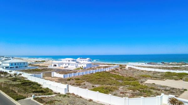 811 m² Land