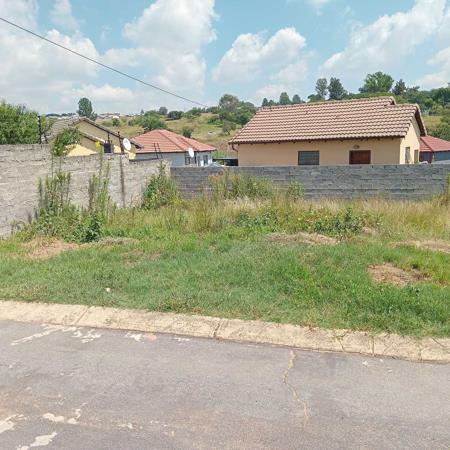 251 m² Land