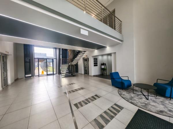 586 m² Commercial space