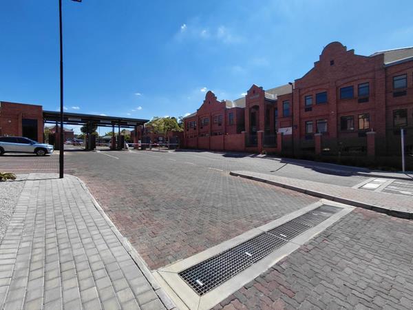 120 m² Commercial space