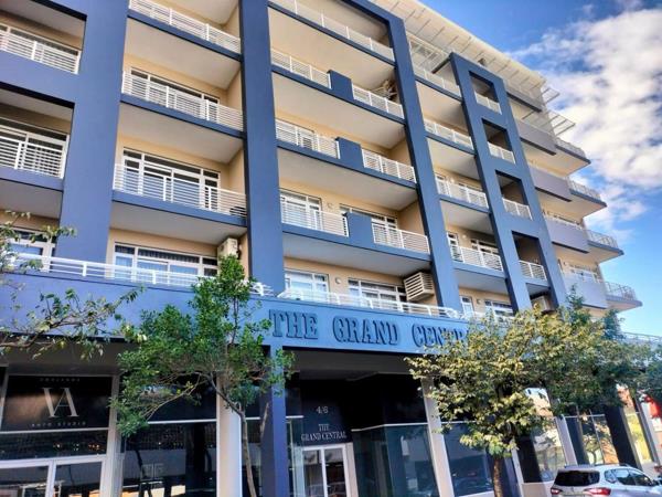 159  m² Commercial space